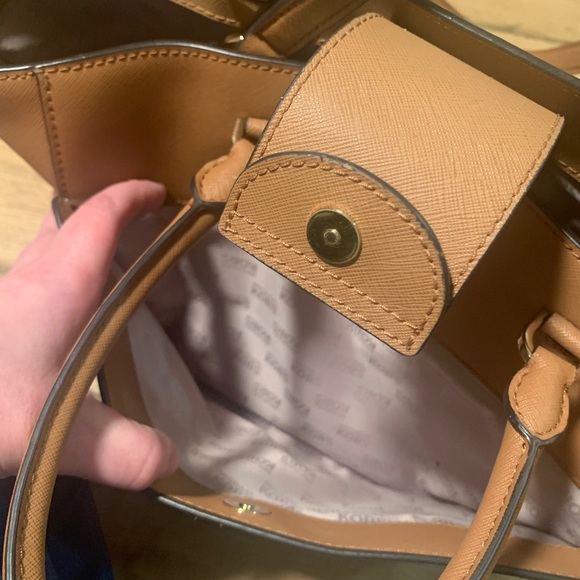 SOLD Michael Kors purse - Picture 7 of 12